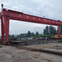 湖北省當陽市雙梁門式起重機各種型號起重機，行吊廠家直銷