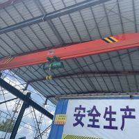 長陽單梁橋式起重機各種型號起重機，行吊廠家直銷
